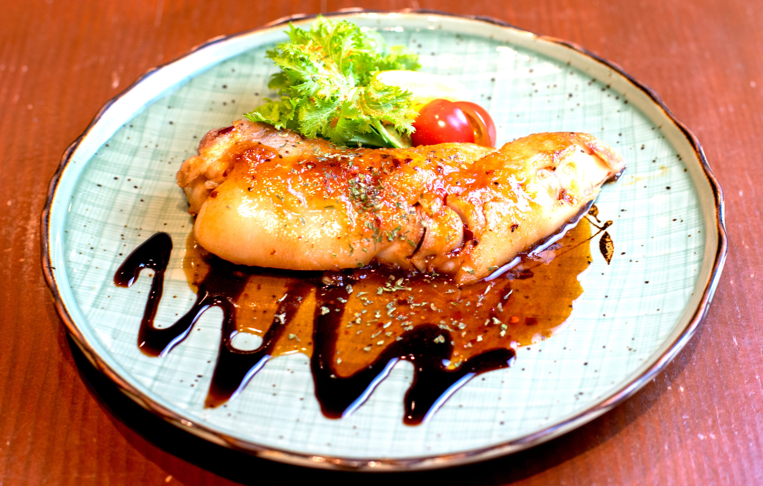 とん足ステーキ